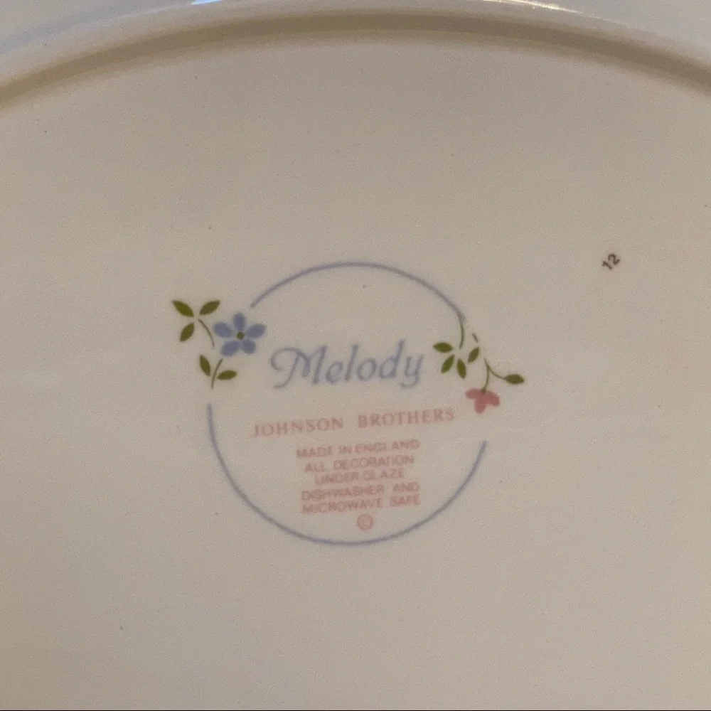 JOHNSON BROTHERS MELODY WHITE FLORAL CHINA PLATTER 12” HOME DINING SERVEWARE